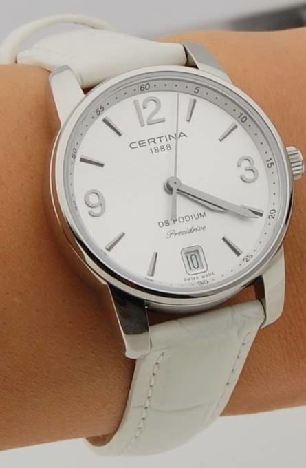 Certina Certina DS Podium Lady 33mm C034.210.16.037.00 , наручные женские часы фото под углом